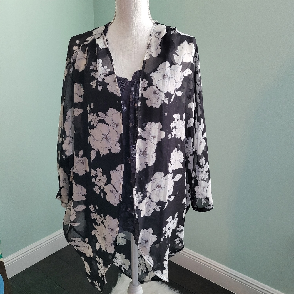 Women's Large Floral Cover up